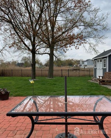 911 Harris Avenue, Union Beach, NJ 07735