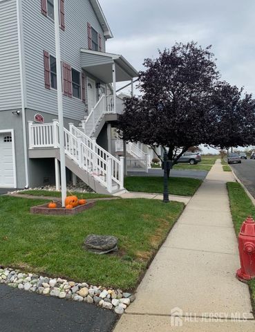 911 Harris Avenue, Union Beach, NJ 07735