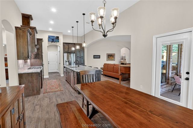 2004 Lexi Lane, Bryan, TX 77807