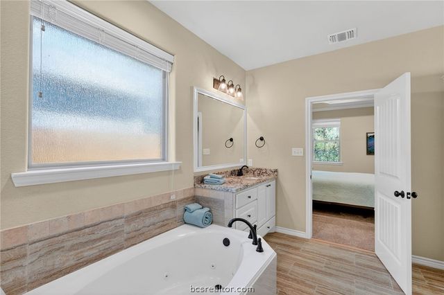 2004 Lexi Lane, Bryan, TX 77807