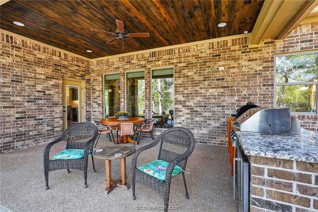 2004 Lexi Lane, Bryan, TX 77807