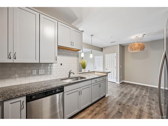 15700 E Jamison Dr 5-204, Englewood, CO 80112