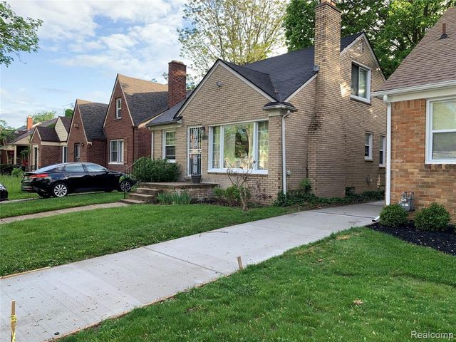 17241 Shaftsbury Avenue, Detroit, MI 48219