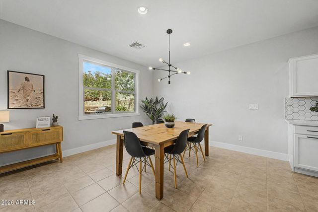 586 W CHAPAWEE Trail, Queen Creek, AZ 85140