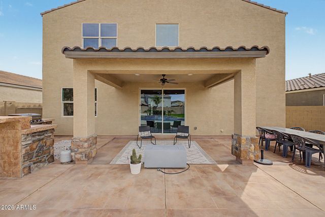 586 W CHAPAWEE Trail, Queen Creek, AZ 85140