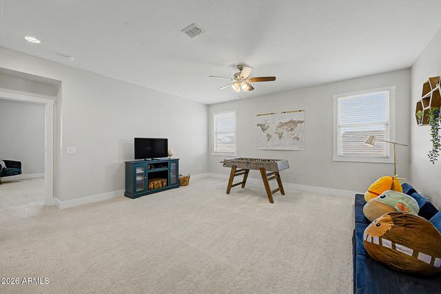 586 W CHAPAWEE Trail, Queen Creek, AZ 85140