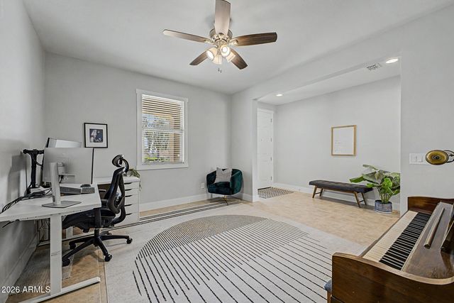 586 W CHAPAWEE Trail, Queen Creek, AZ 85140