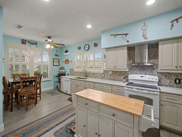 3012 Mainsail Circle, Jupiter, FL 33477