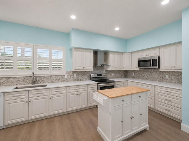 3012 Mainsail Circle, Jupiter, FL 33477
