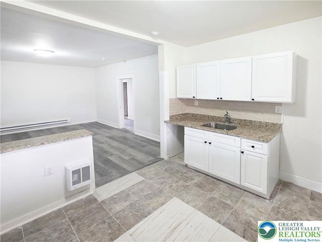 1401 Broadway 3, Fountain Hill Boro, PA 18015