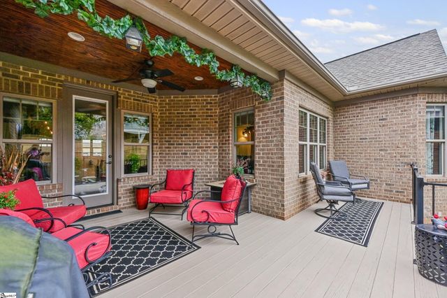 312 Laguna Lane, Simpsonville, SC 29680