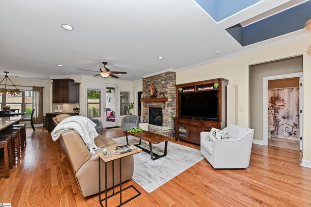 312 Laguna Lane, Simpsonville, SC 29680
