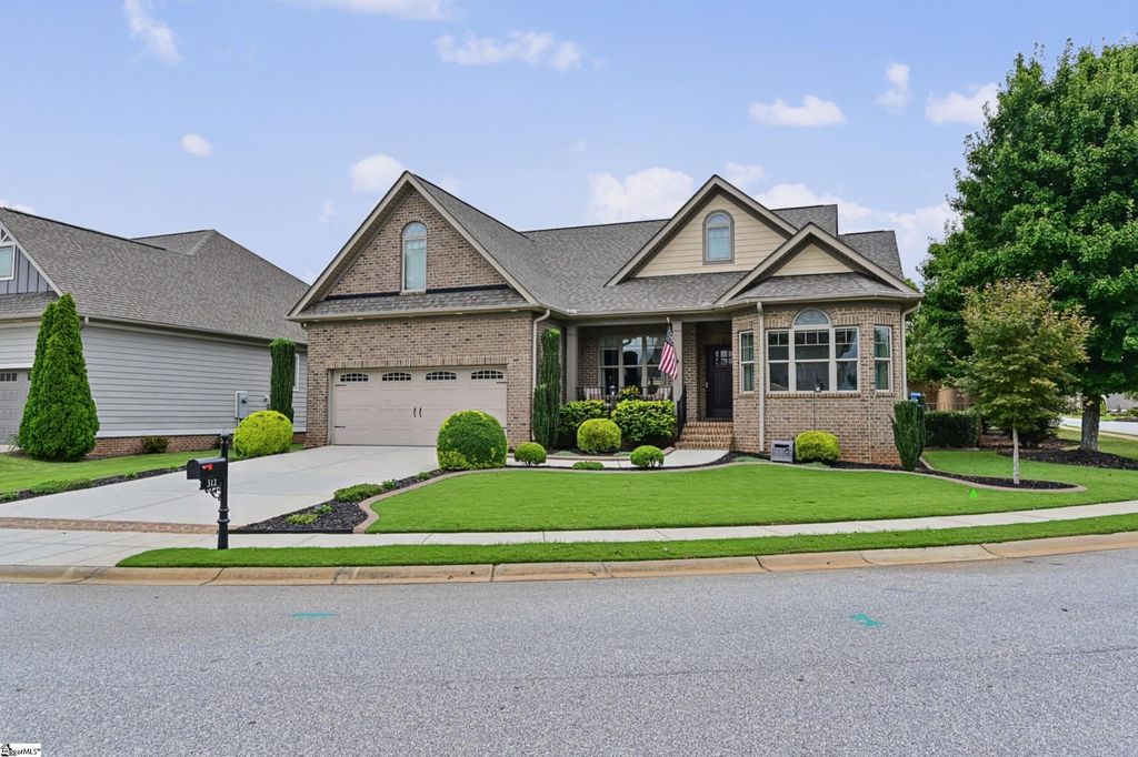 312 Laguna Lane, Simpsonville, SC 29680
