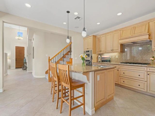 15549 New Park Ter, San Diego, CA 92127