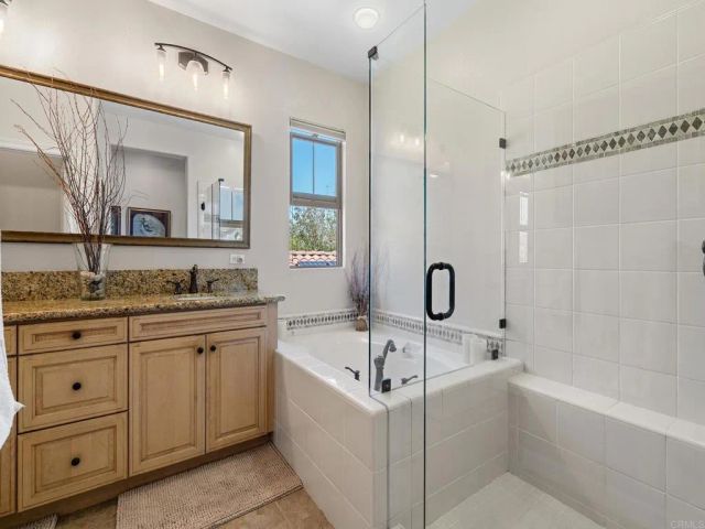 15549 New Park Ter, San Diego, CA 92127