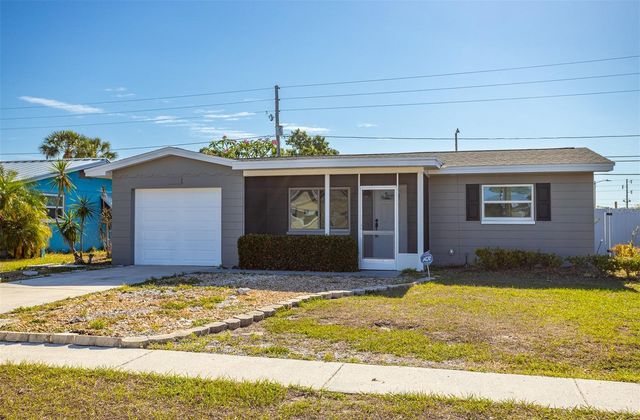 9317 CRESTVIEW STREET, Seminole, FL 33772