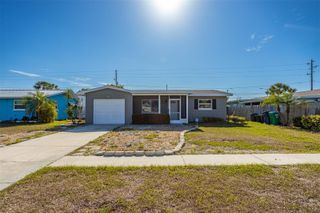 9317 CRESTVIEW STREET, Seminole, FL 33772