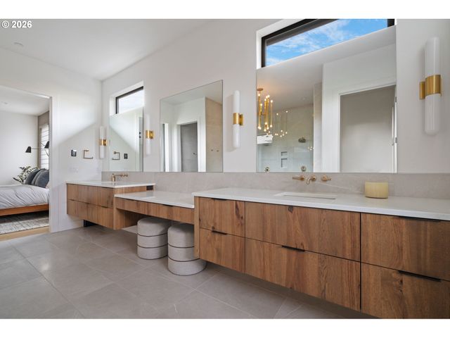 11507 Nw 41ST Ct, Vancouver, WA 98685