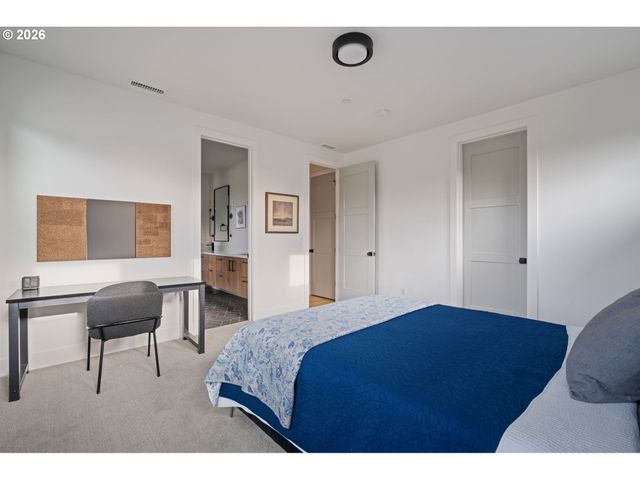 11507 Nw 41ST Ct, Vancouver, WA 98685