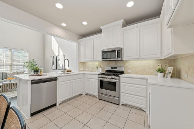 643 Matthew Place, Richardson, TX 75081