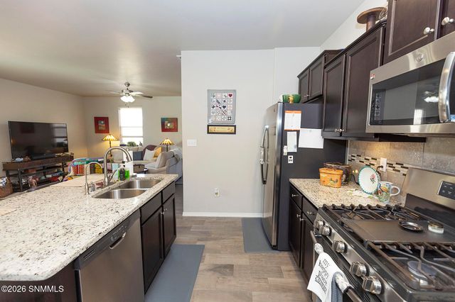 3026 San Lorenzo Avenue, Las Cruces, NM 88007