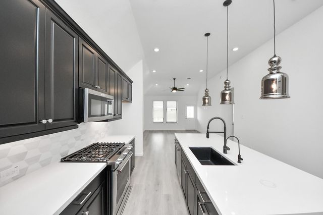 21123 Secret Garden Lane, Tomball, TX 77377