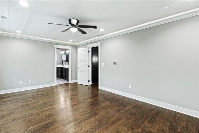 176 E Weber Road, Columbus, OH 43202