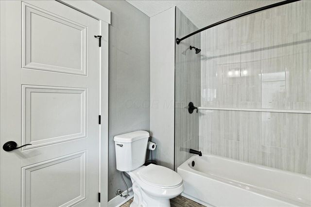 176 E Weber Road, Columbus, OH 43202