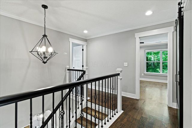 176 E Weber Road, Columbus, OH 43202