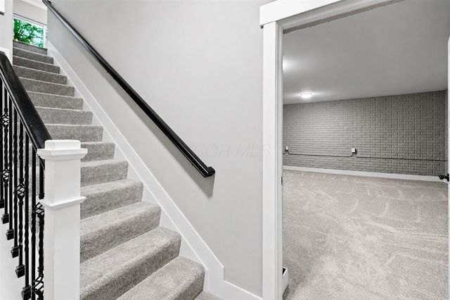 176 E Weber Road, Columbus, OH 43202