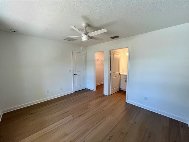 2016 80th Avenue, Vero Beach, FL 32966