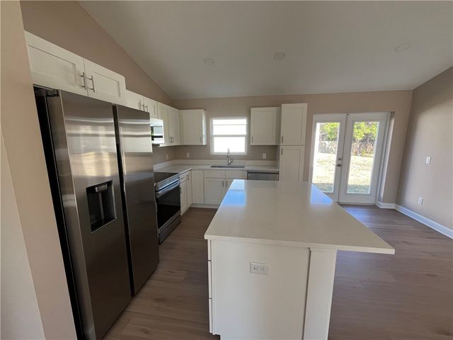 2016 80th Avenue, Vero Beach, FL 32966