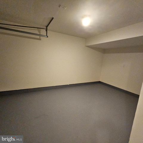 252 RUMBLING ROCK RD, Hedgesville, WV 25427