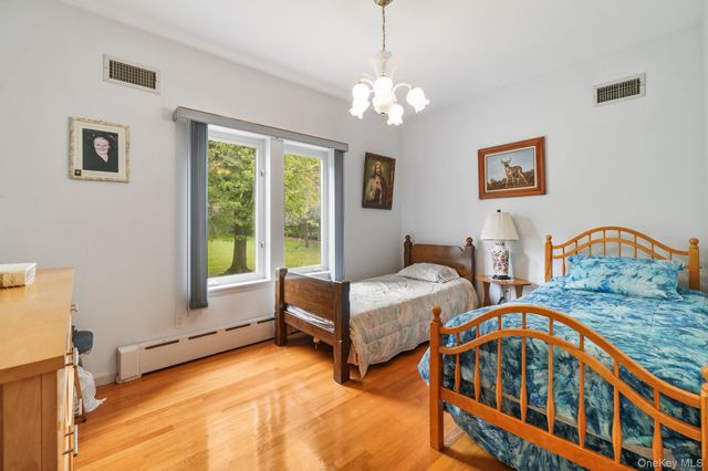 47 Westchester View Lane, White Plains, NY 10607