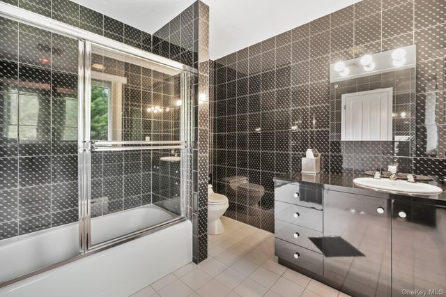 47 Westchester View Lane, White Plains, NY 10607