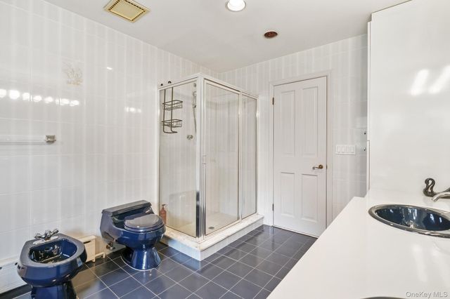 47 Westchester View Lane, White Plains, NY 10607