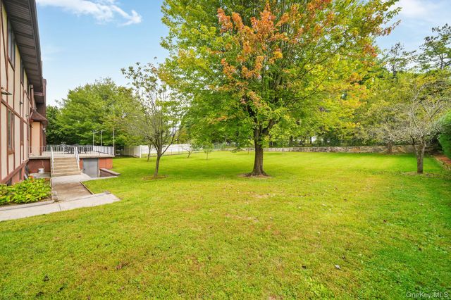 47 Westchester View Lane, White Plains, NY 10607