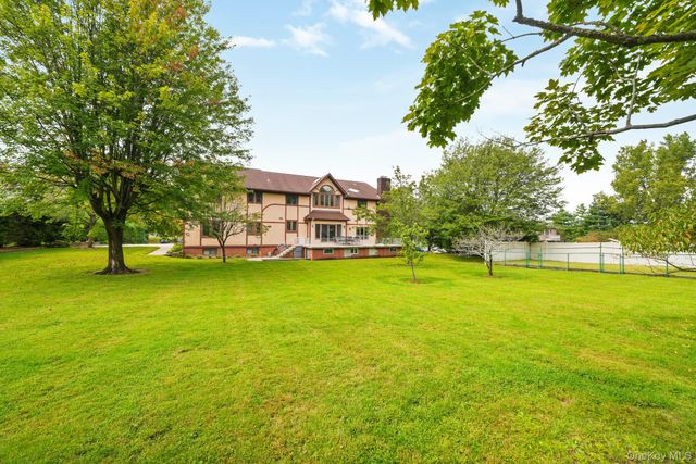 47 Westchester View Lane, White Plains, NY 10607