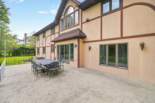 47 Westchester View Lane, White Plains, NY 10607