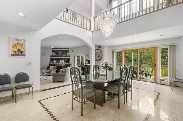 47 Westchester View Lane, White Plains, NY 10607