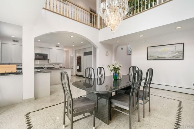 47 Westchester View Lane, White Plains, NY 10607