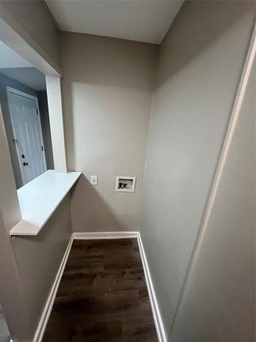 2688 Hearthstone Drive, Farmers Branch, TX 75234