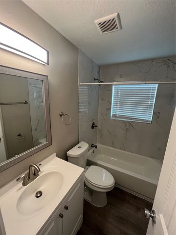 2688 Hearthstone Drive, Farmers Branch, TX 75234