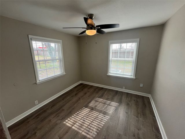 2688 Hearthstone Drive, Farmers Branch, TX 75234