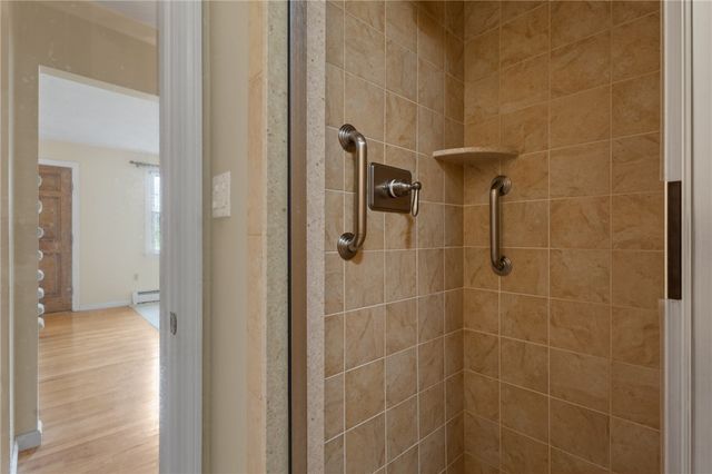 5 Kimberly Ann Drive, Smithfield, RI 02828