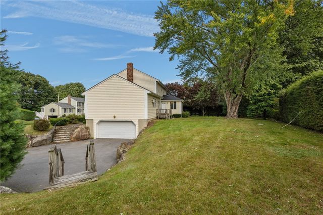 5 Kimberly Ann Drive, Smithfield, RI 02828
