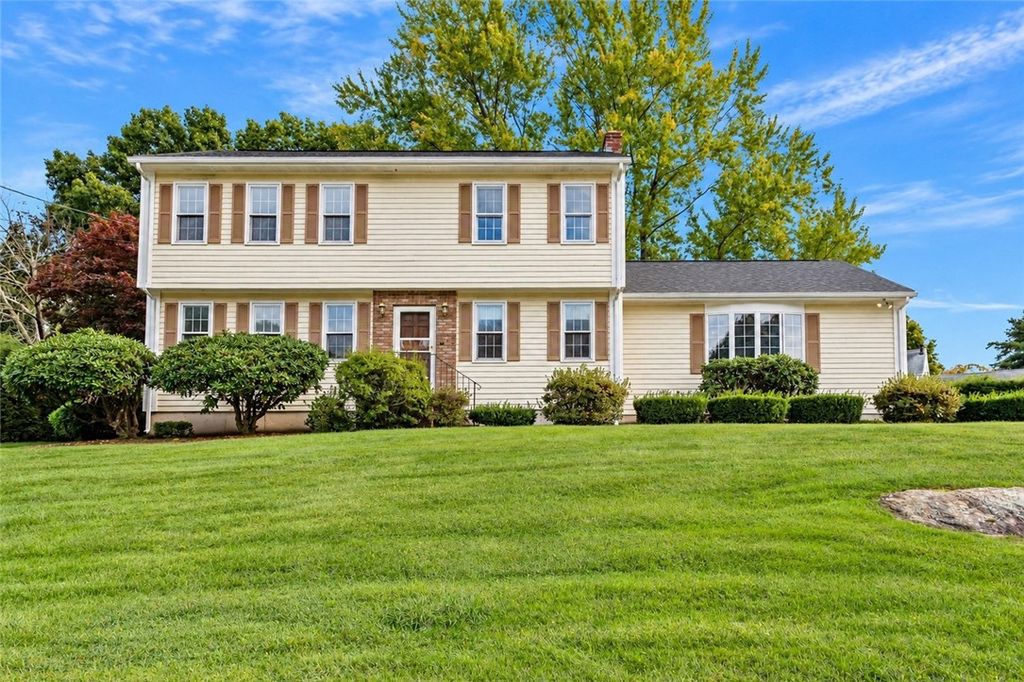 5 Kimberly Ann Drive, Smithfield, RI 02828