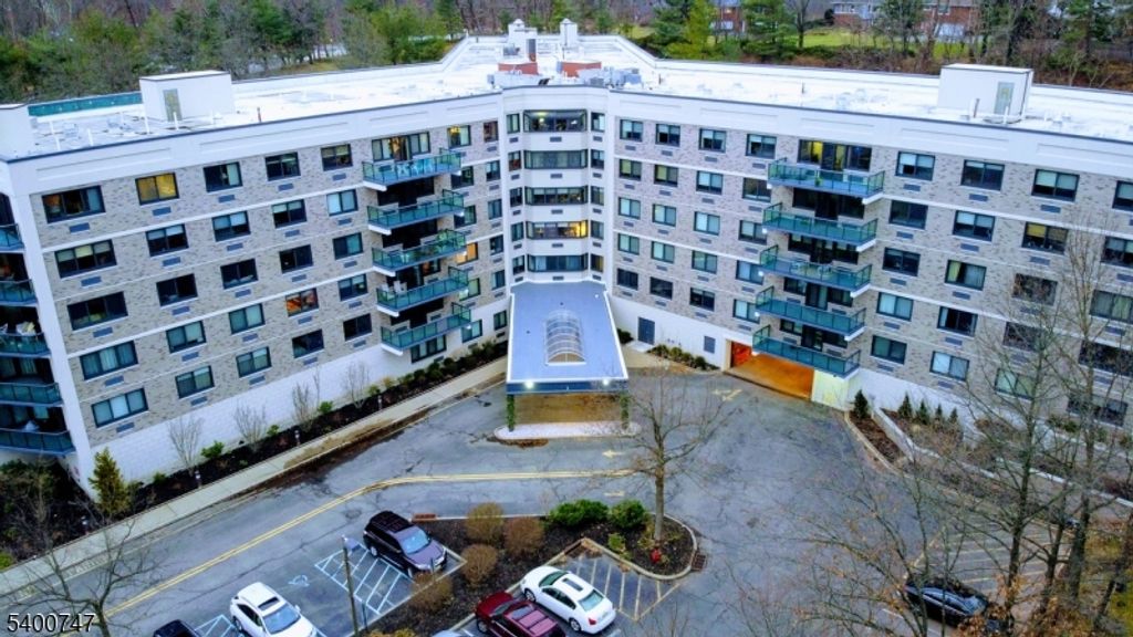 609 W South Orange Ave 6P 6P, South Orange Village Twp., NJ 07079