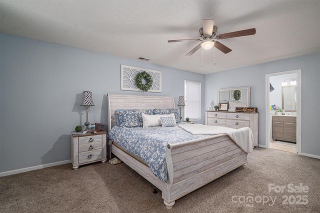 1316 Neal Hawkins Road, Gastonia, NC 28056