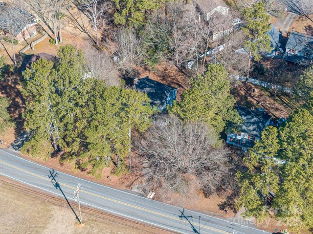 1316 Neal Hawkins Road, Gastonia, NC 28056